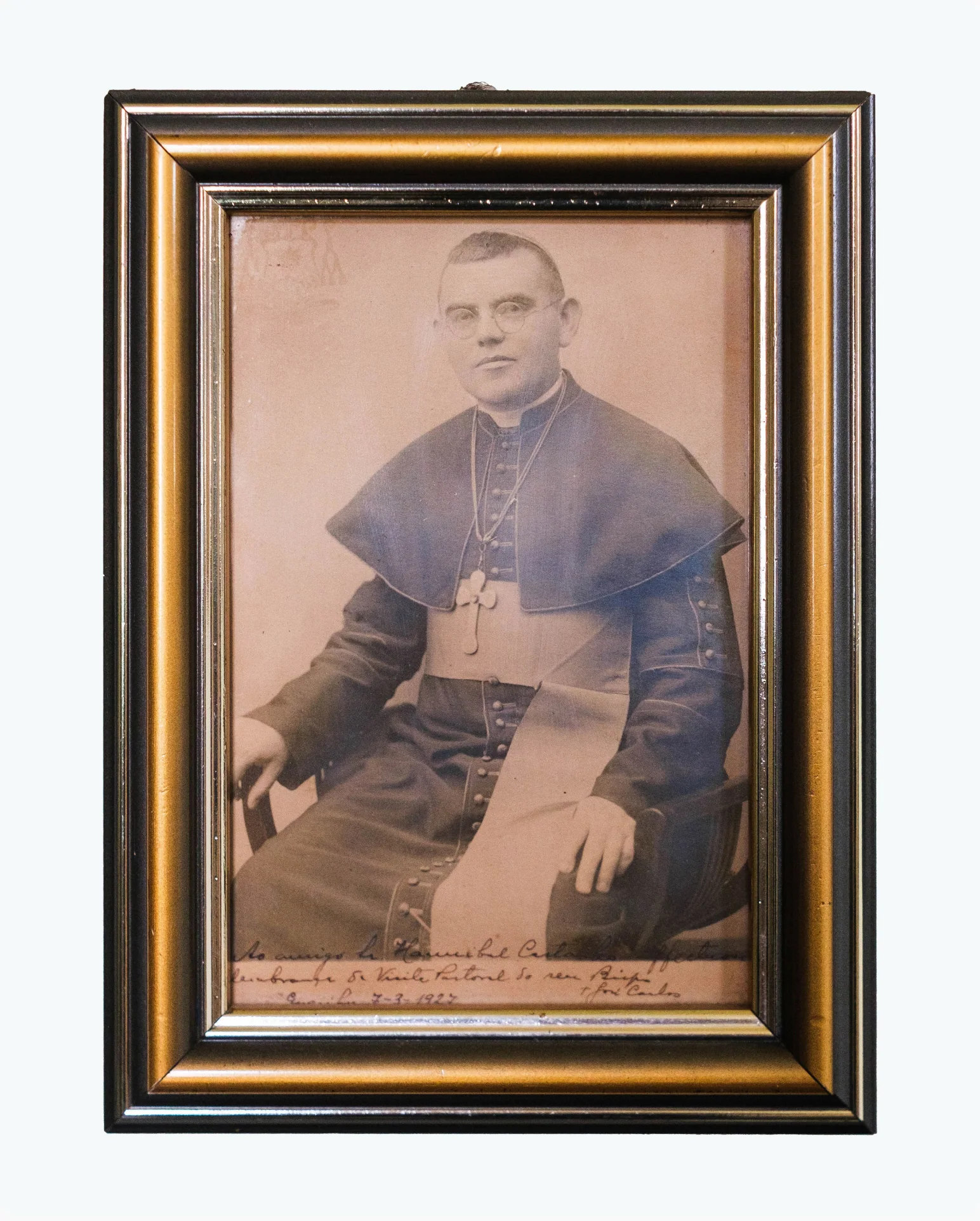 Quadro Dom Aguirre — Objeto / Físico — acervo do IHGGS