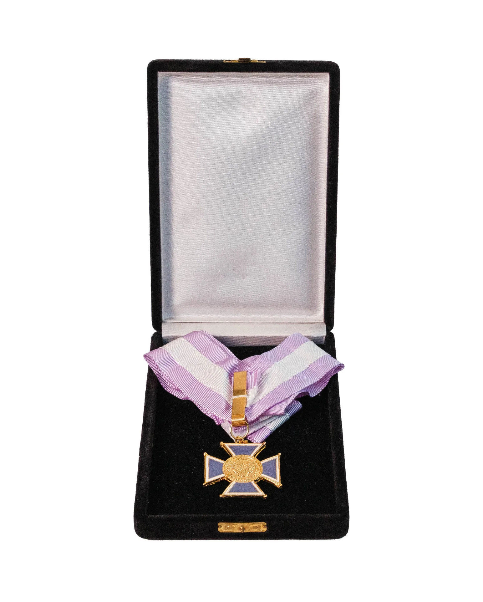 Medalha de Mérito Feminino — Objeto / Físico — acervo do IHGGS